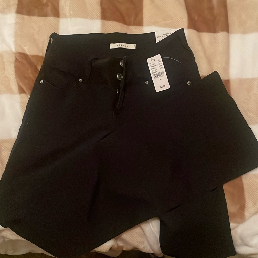 BRAND NEW - low rise boot jeans from pacsun